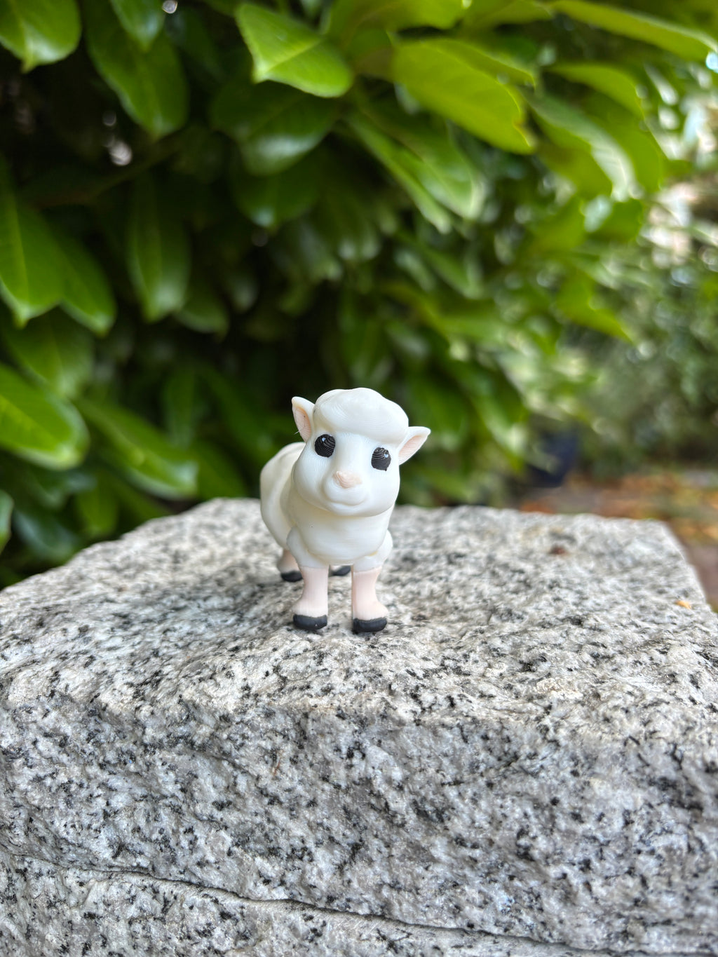 Lulu, Drømmelammet fra Måneskins Engen